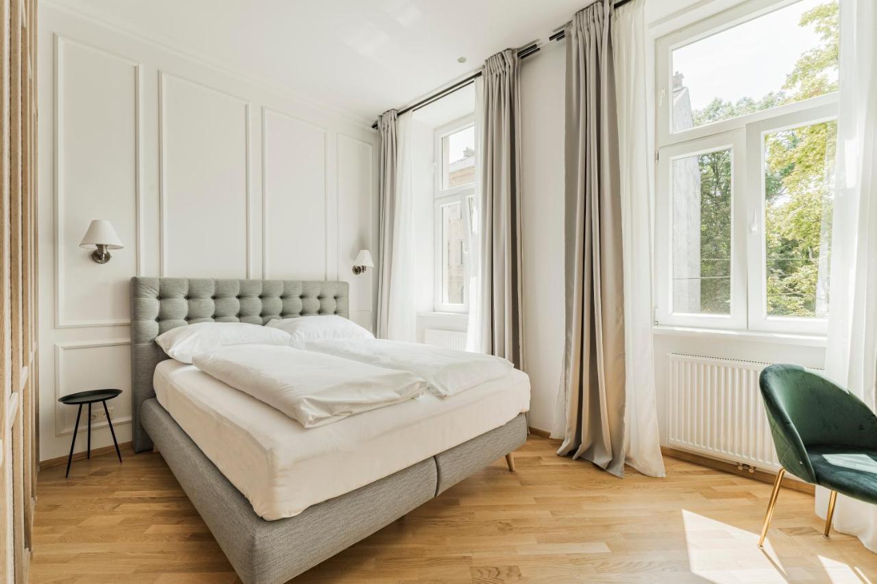 Zeus Design Apartments Schoenbrunn Wenen Buitenkant foto